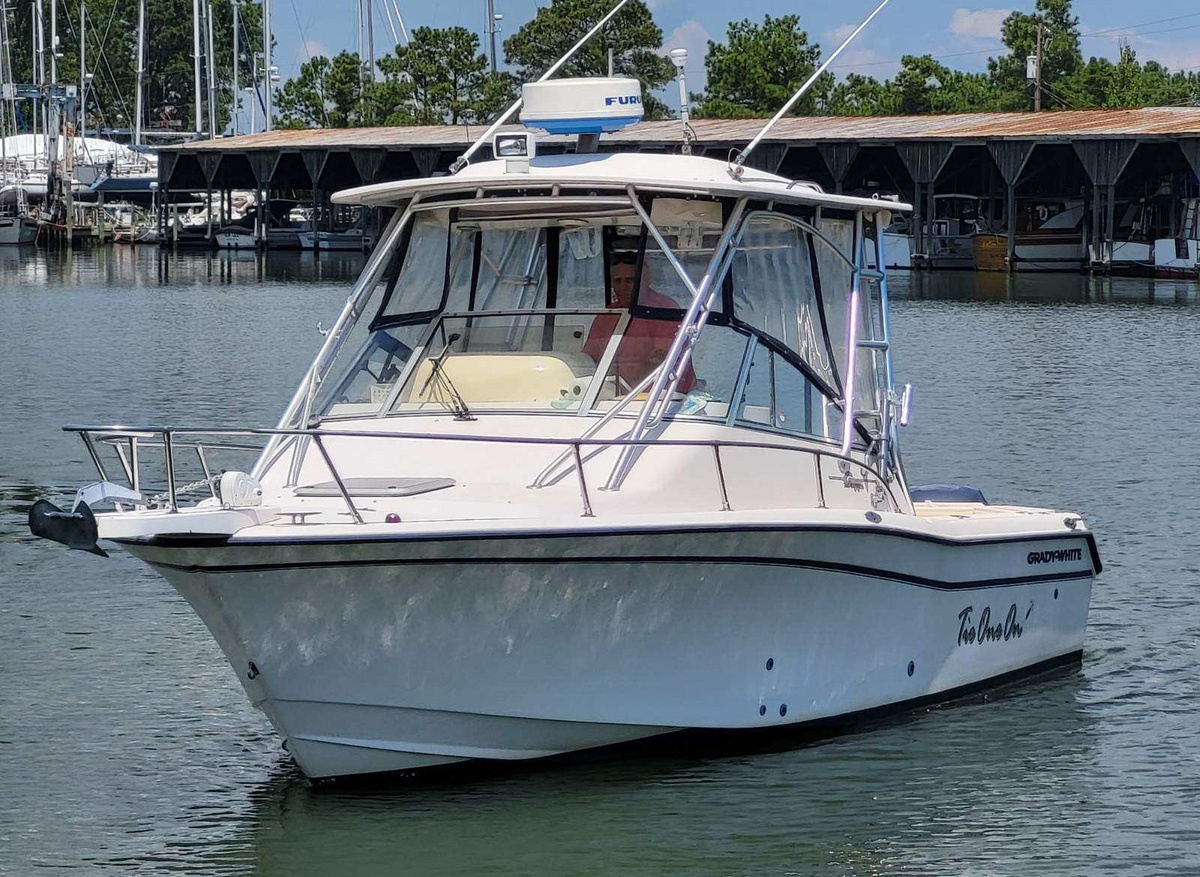 Image of 2002 Grady White 26'  