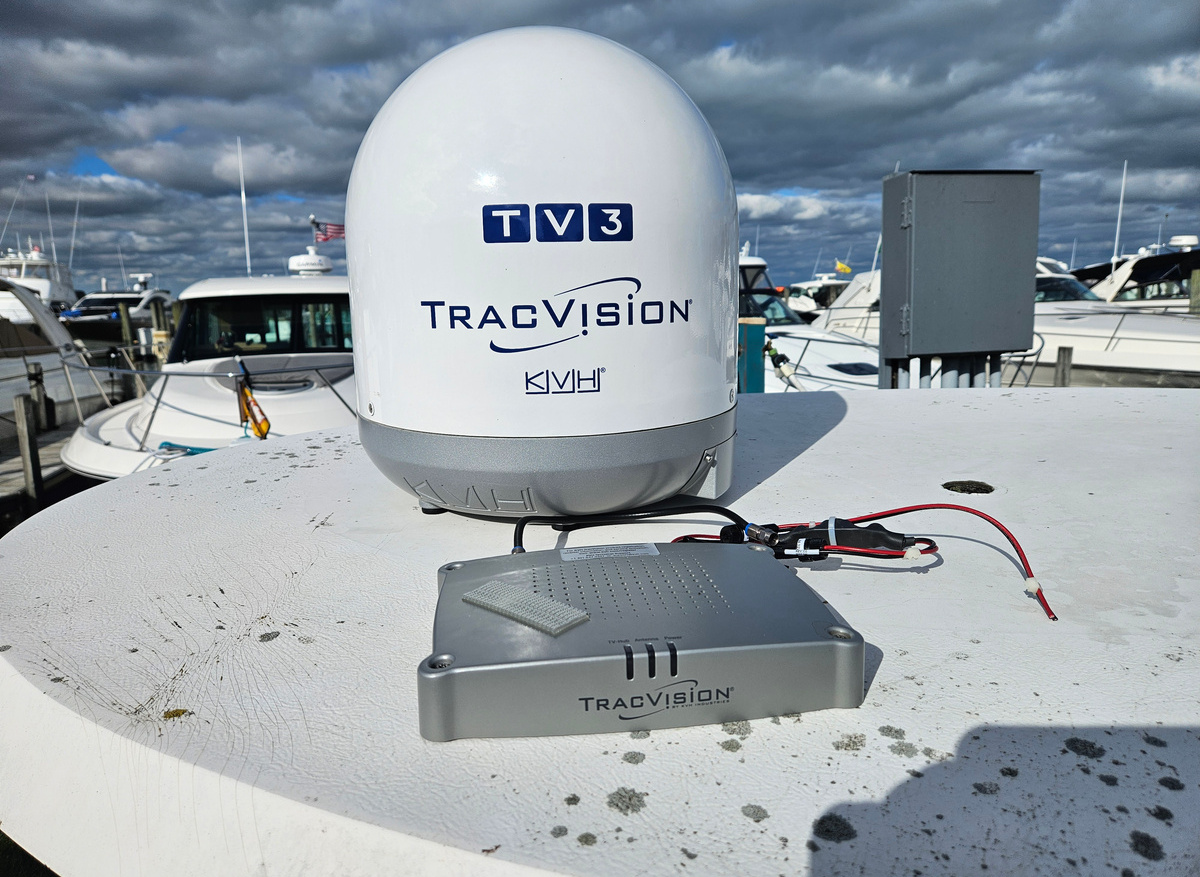 Image of KVH TV3 TracVision