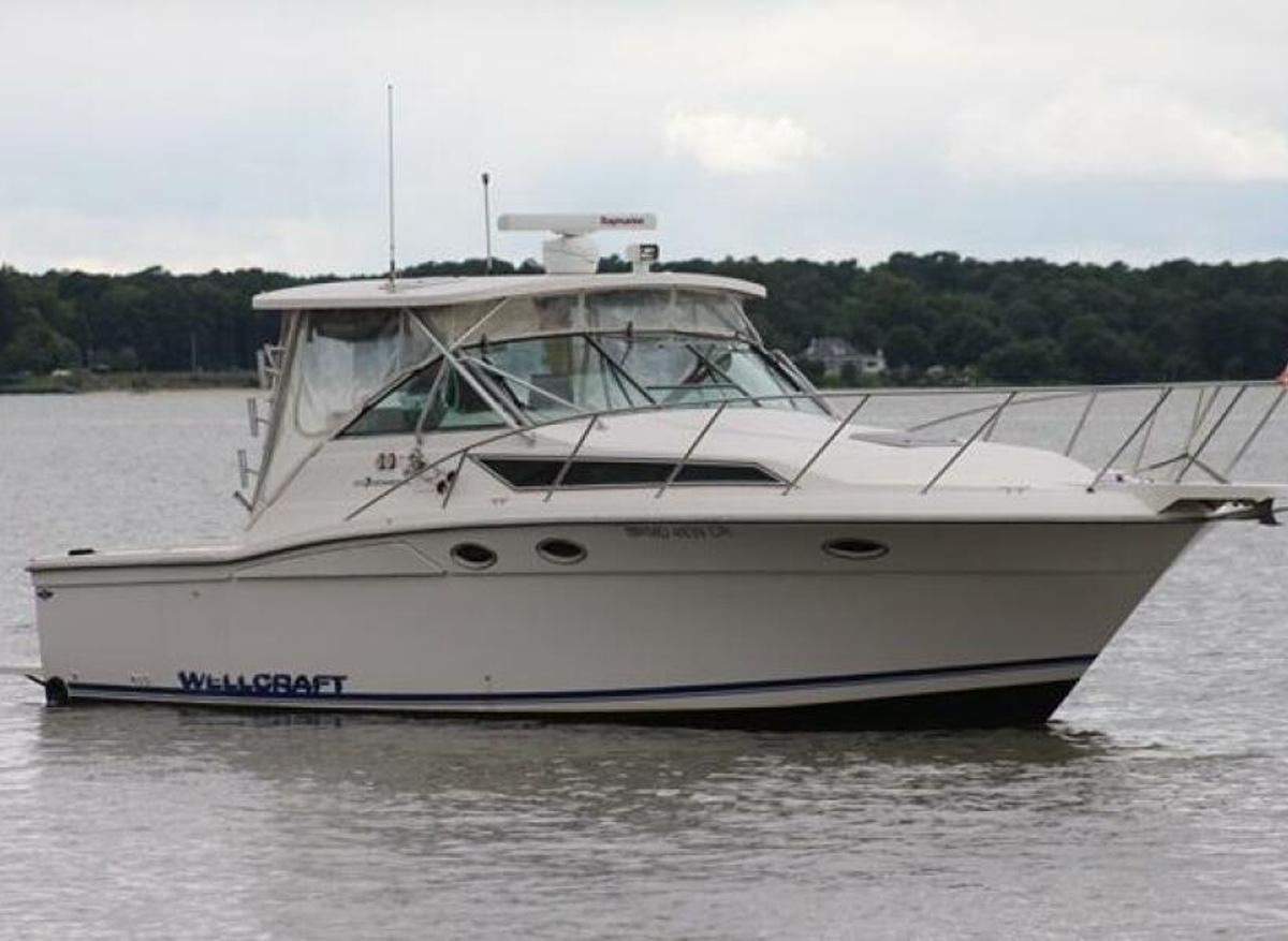 Image of 33' Wellcraft 3300 Coastal 1996 