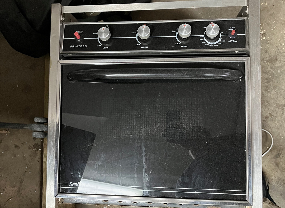 Image of Princess 3 burner propane oven- $100 donation to advocacy fund