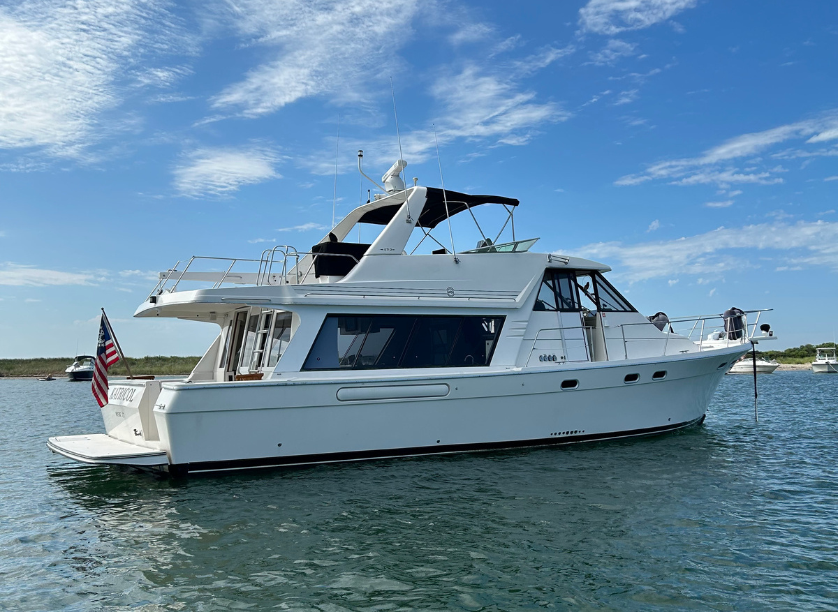 Image of 4788 Bayliner Pilothouse