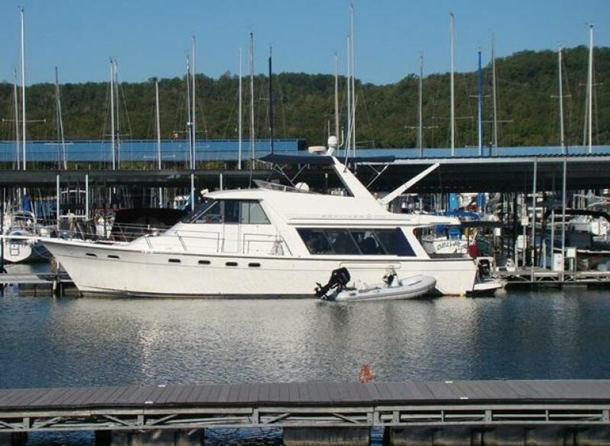 Image of 47' Bayliner 4788 2001 