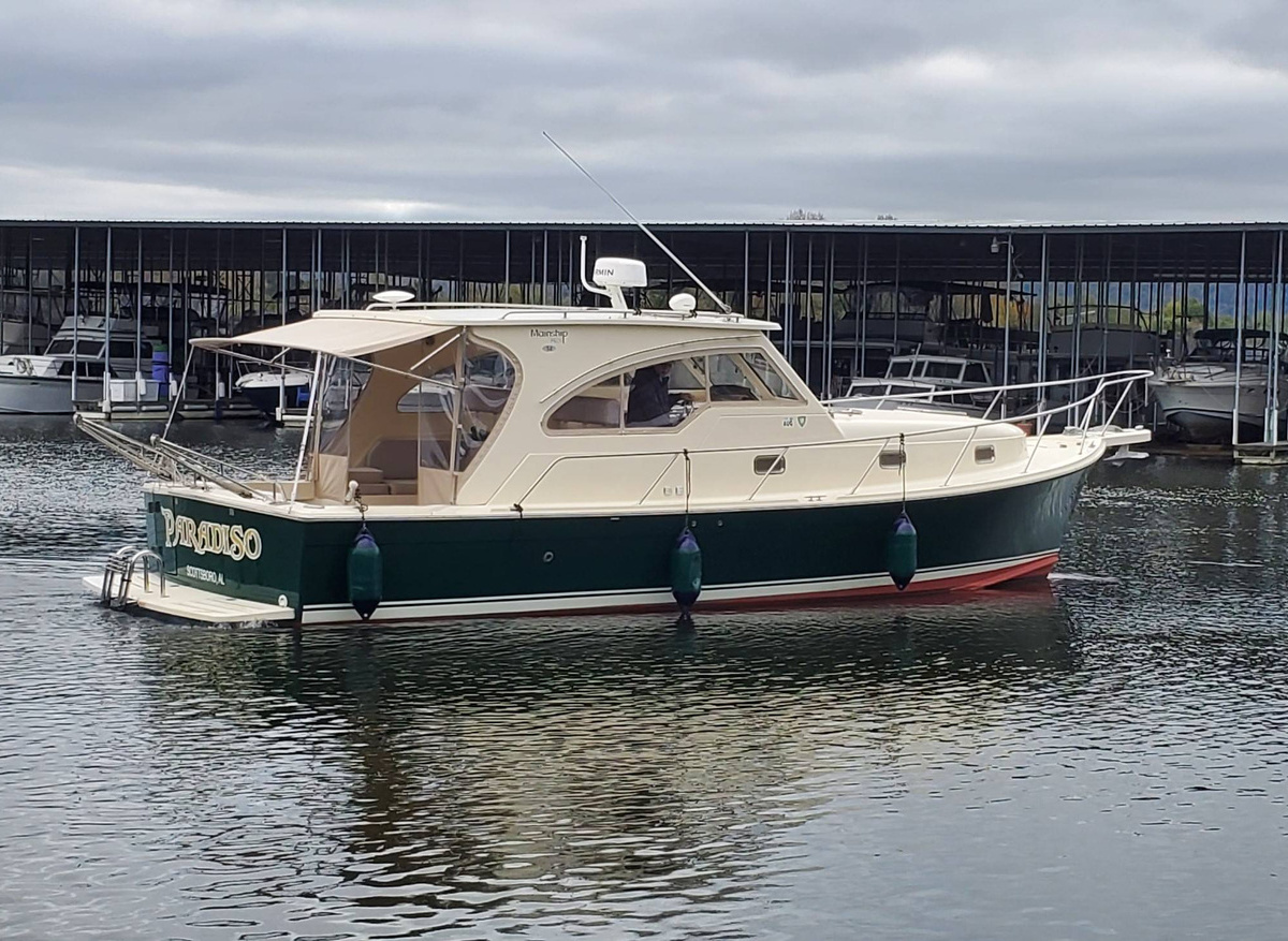 Image of 2005 Mainship Pilot 34 Hardtop