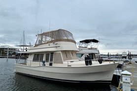 Image of 40' Mainship 2005 