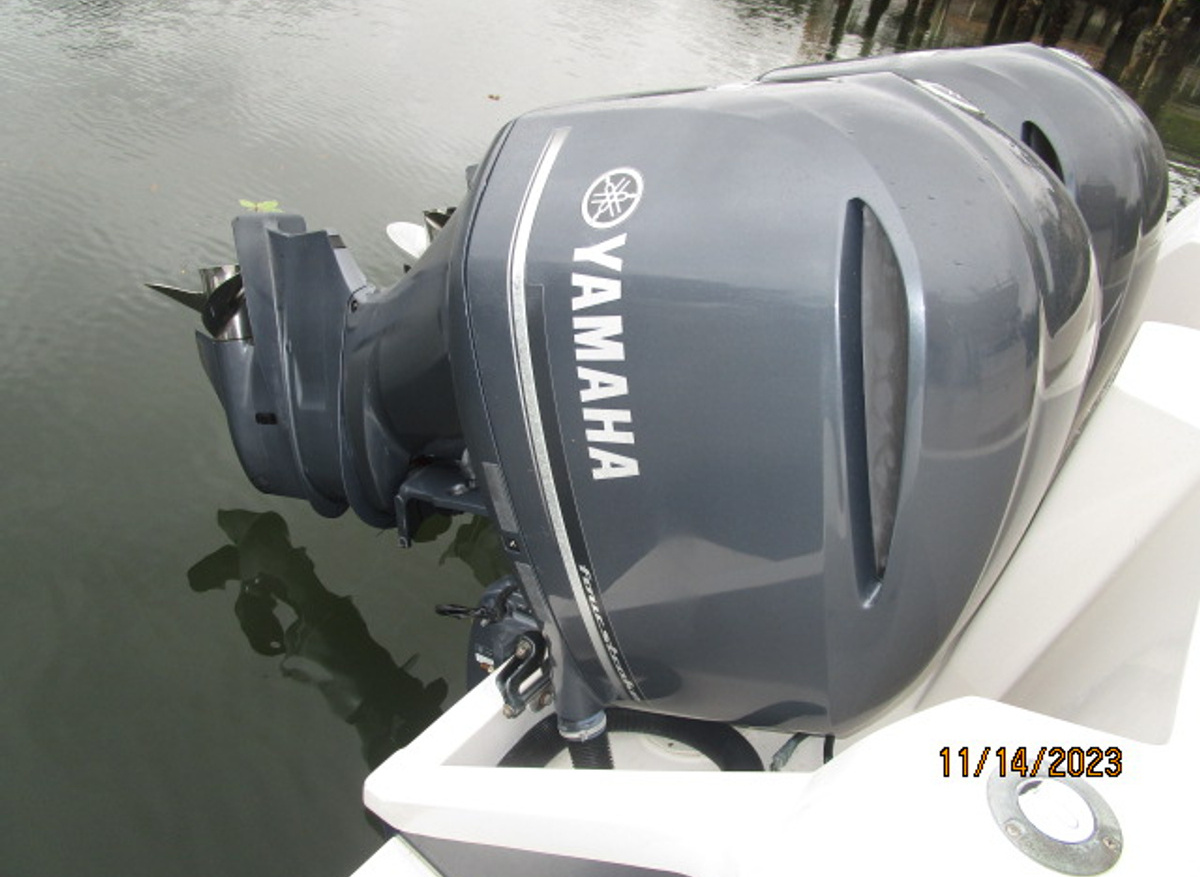 34 Intrepid outboards2 11-14-23.JPG