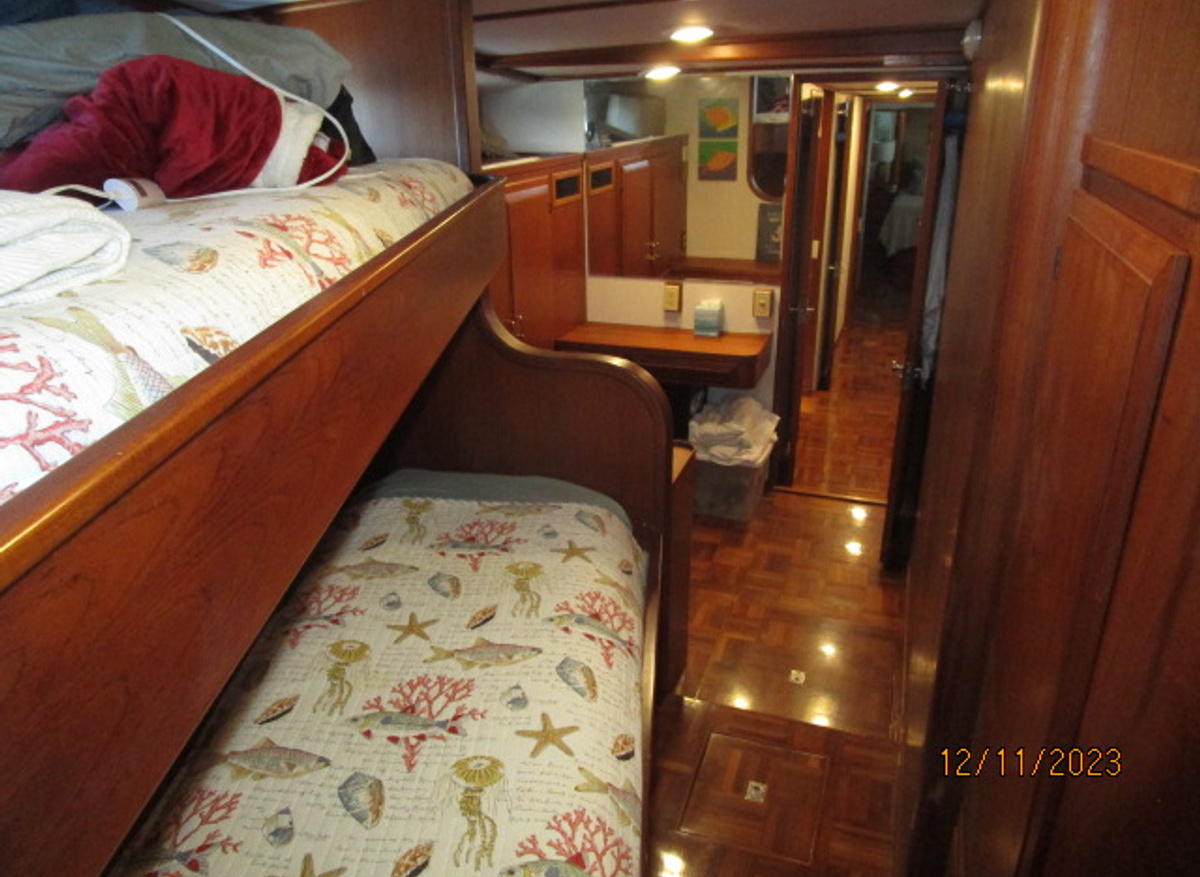 Neptune fwd guest stateroom aft 12-11-23.JPG