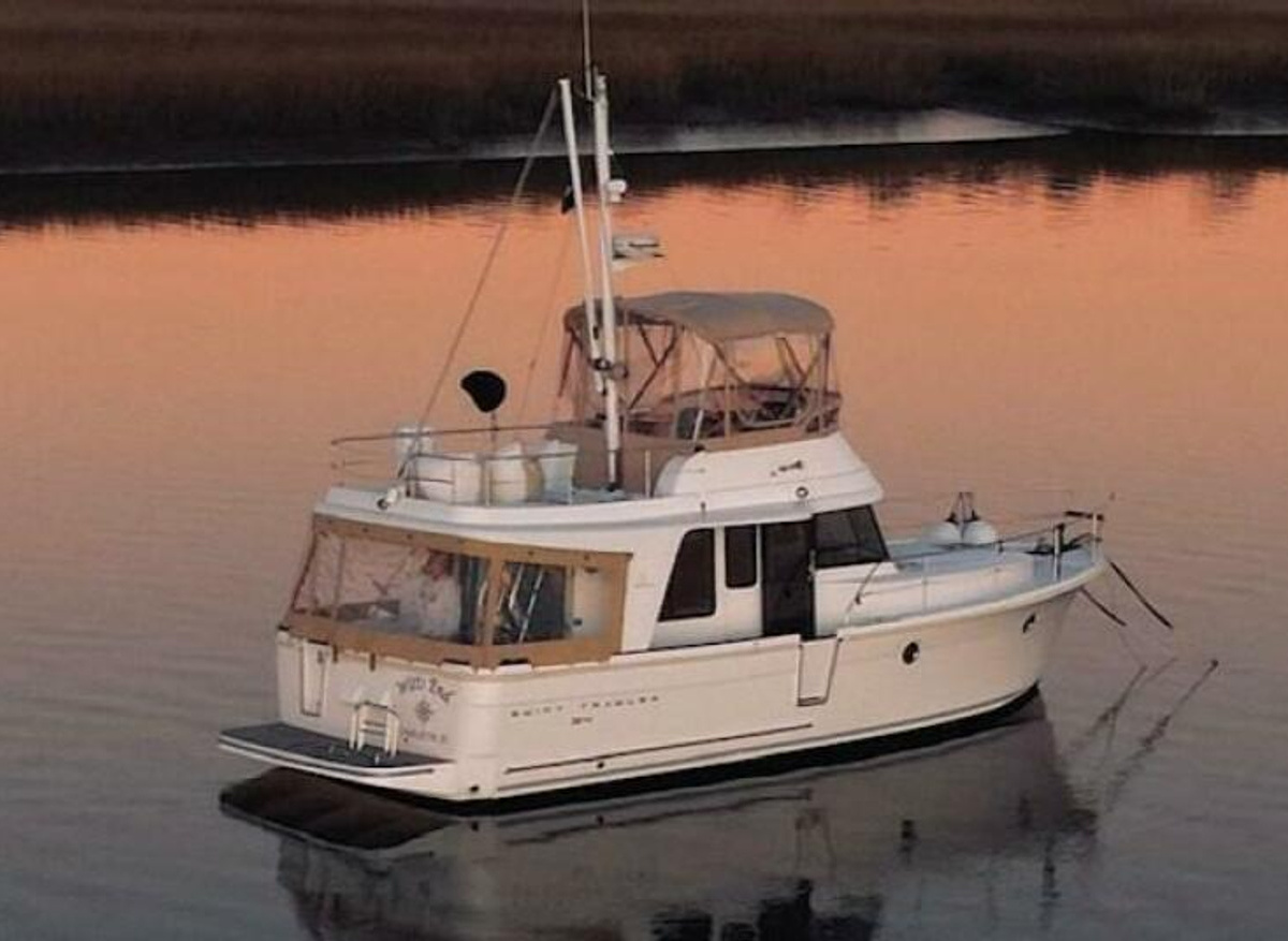 Image of 34' Beneteau Swift Trawler 2017 