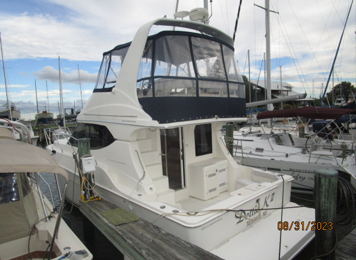 Image of 34 Silverton Convertible 34 2005 