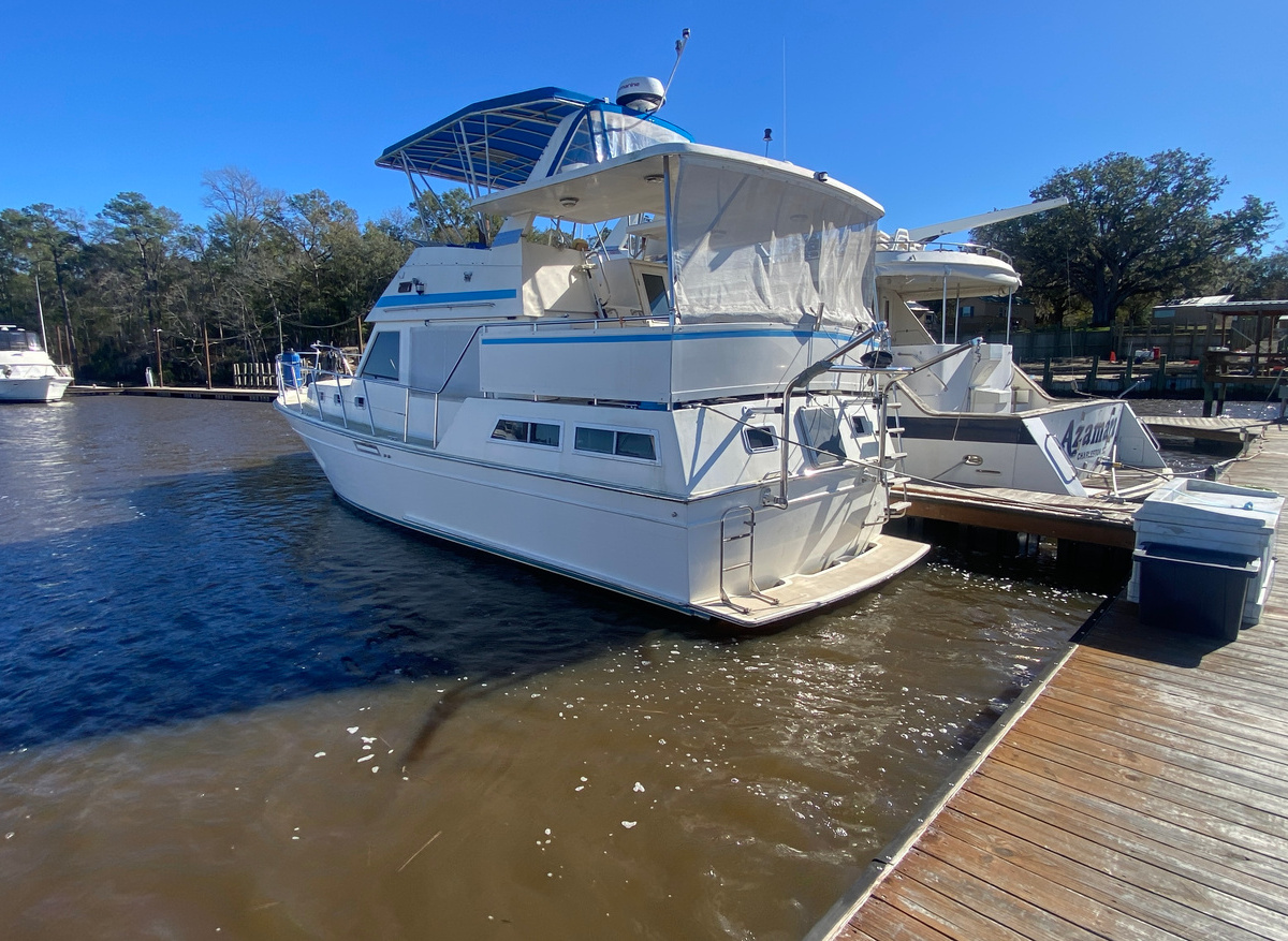 AGLCA | 38' Hartman 38 Sundeck 1987