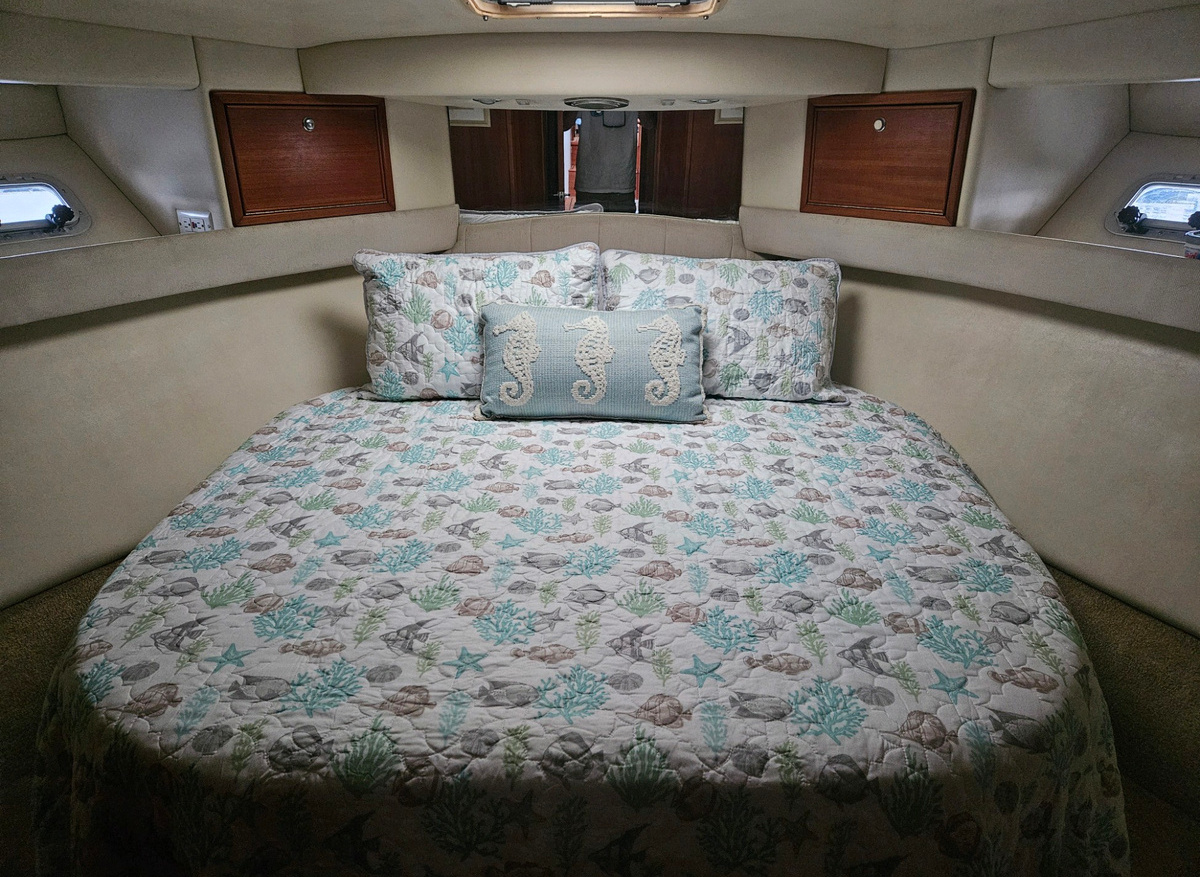 Forward Stateroom.JPG 2